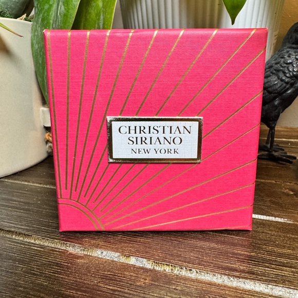 Christian Siriano Gold and Black Rhinestone Heart Eye Statement Earrings - Picture 4 of 4